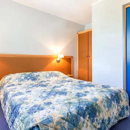 Hotel Le Cygne Yssingeaux
